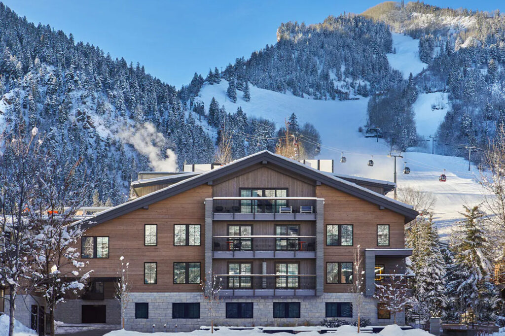 w-aspen-snowy-mountains