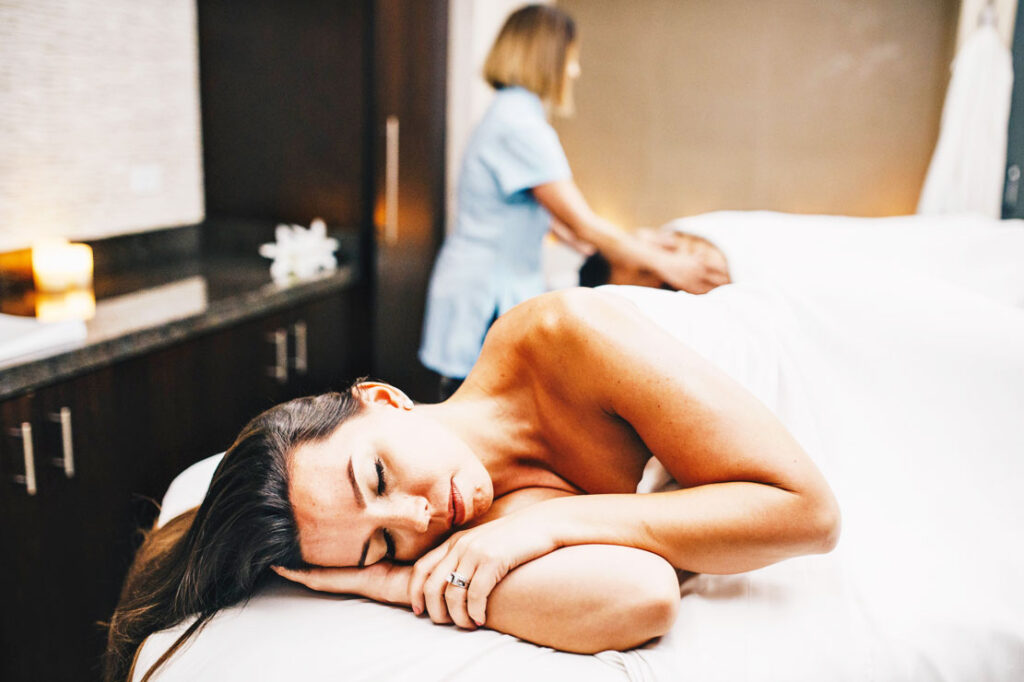 woman-massage-the-westin-fort-lauderdale