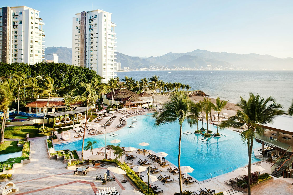 marriot-puerto-vallarta-pool-oceanview