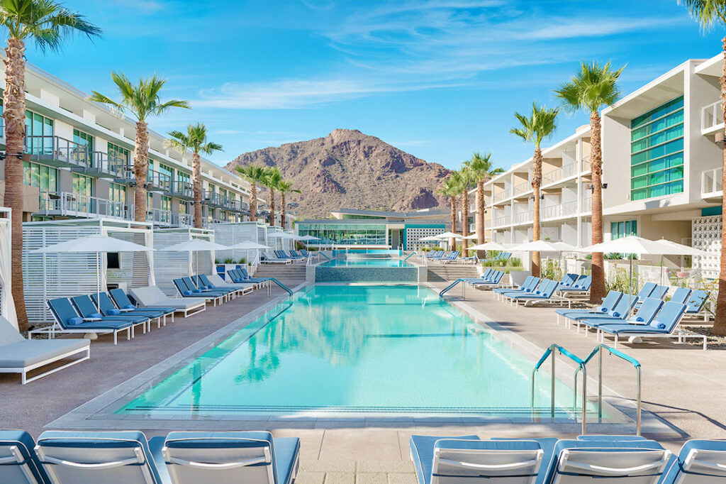 Best 15 pools in Phoenix | ResortPass