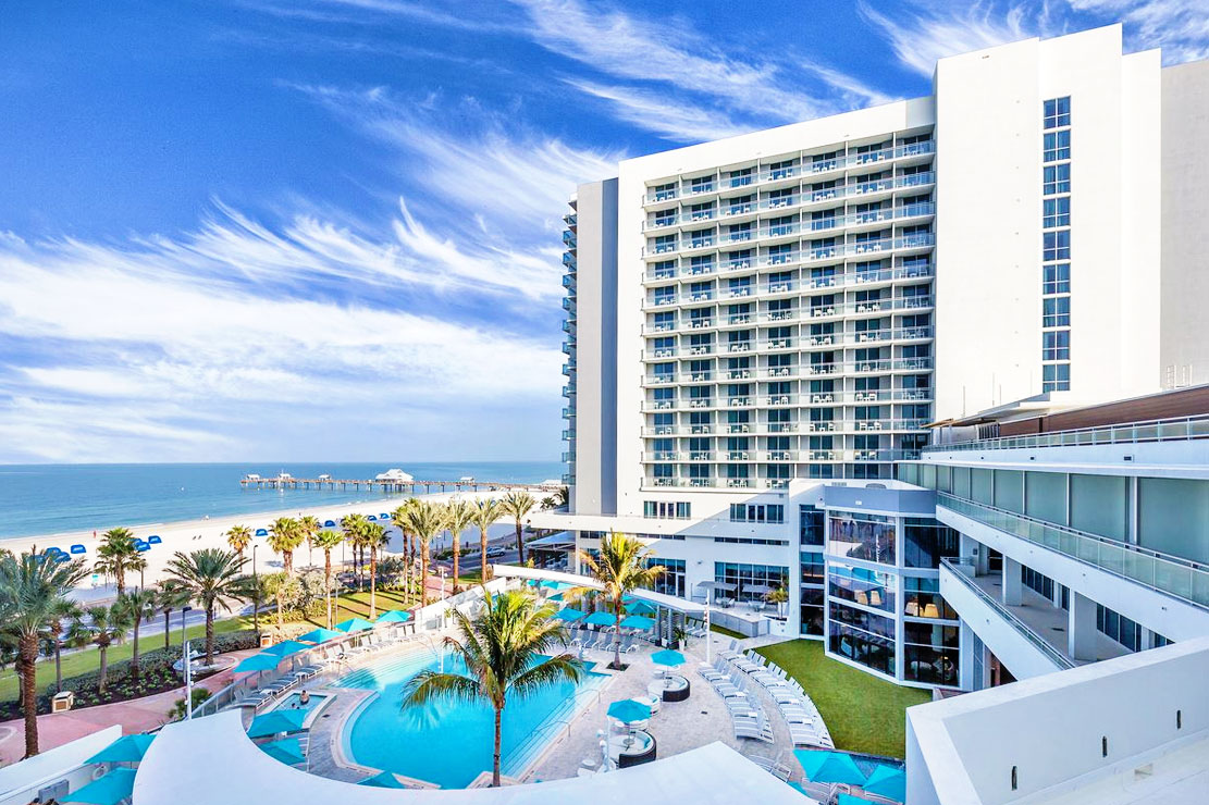 wyndham-clearwater-pool-oceanview