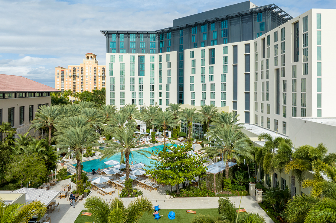 hilton-west-palm-beach-pool