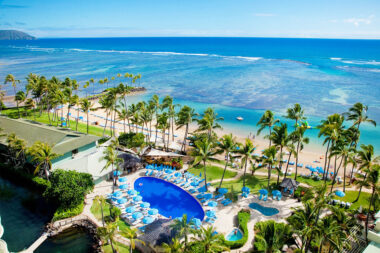 best-pools-in-honolulu