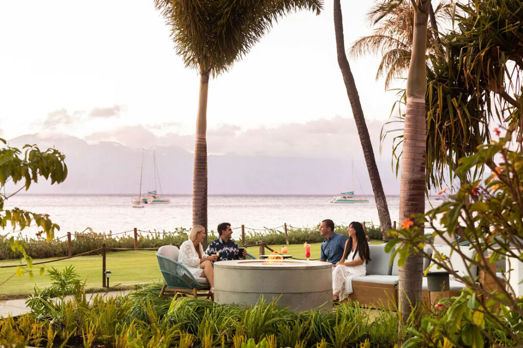 westin-maui-couples-at-fire-pit