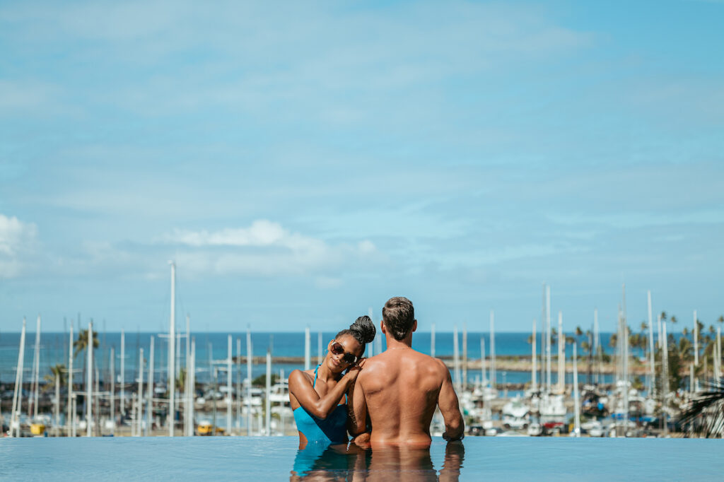 prince-waikiki-infinity-pool