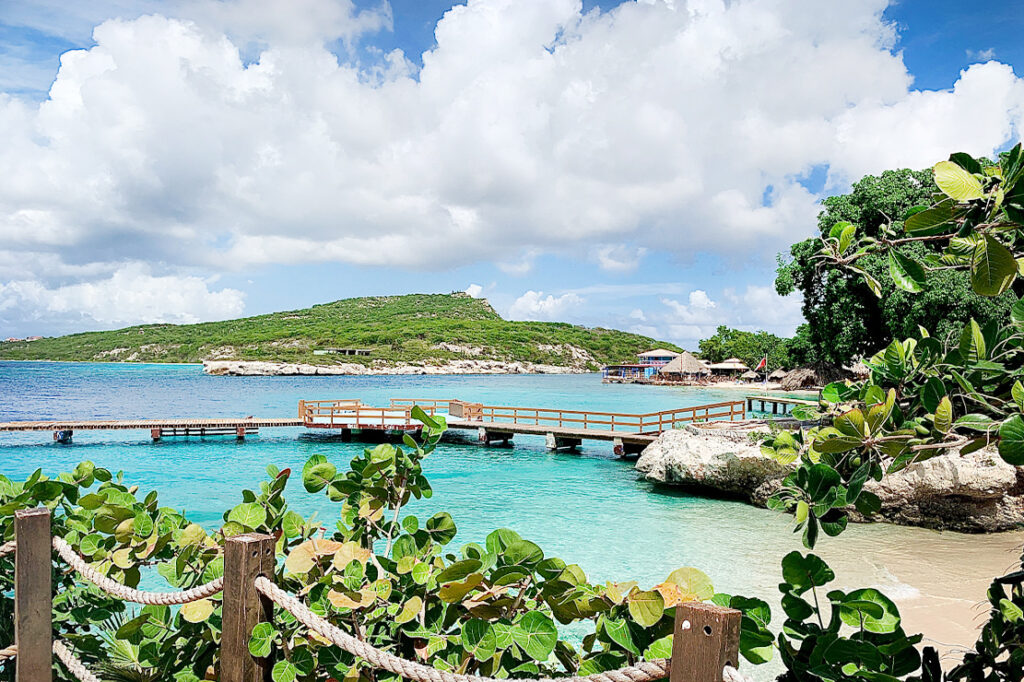curacao-beach-at-dreams-resort