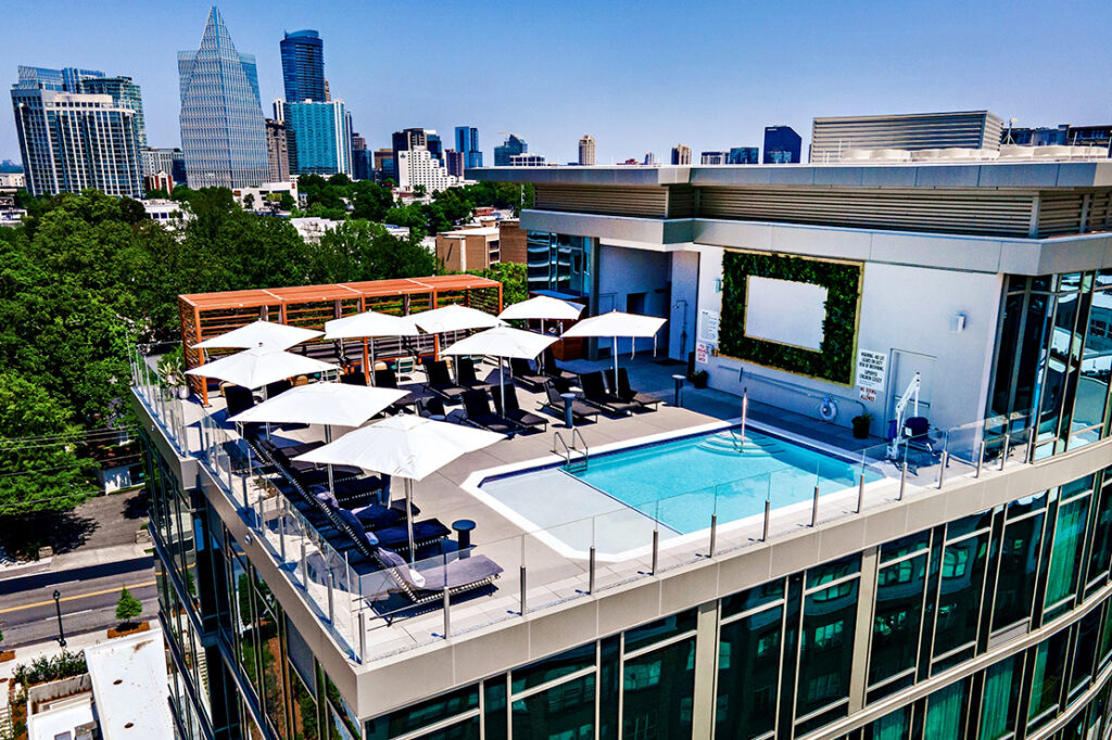 thompson-buckhead-rooftop-pool